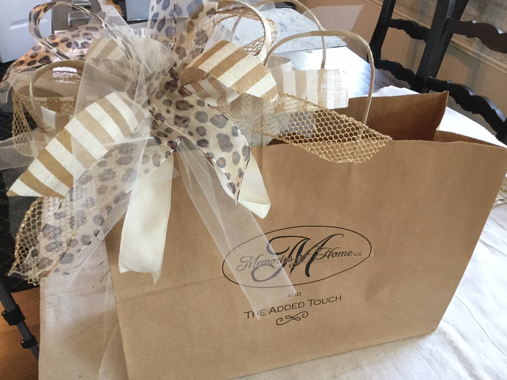 How to make a bow by Debbie from Memories of Home