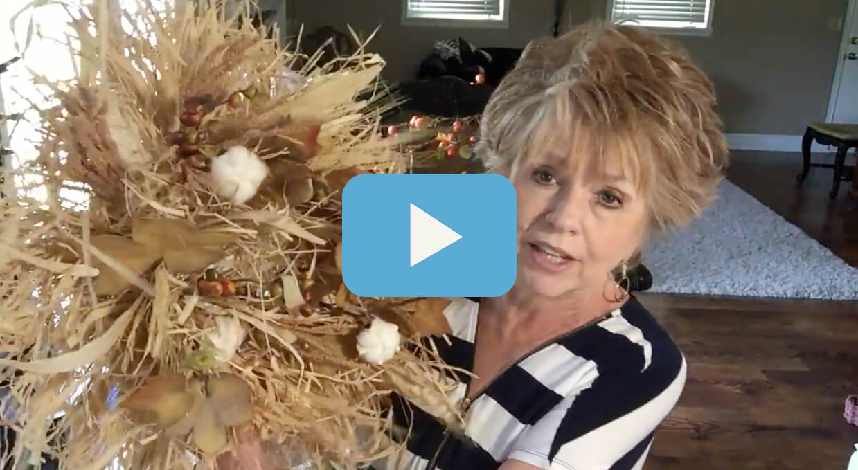 How to make a raffia wreath with Debbie | Memories of Home